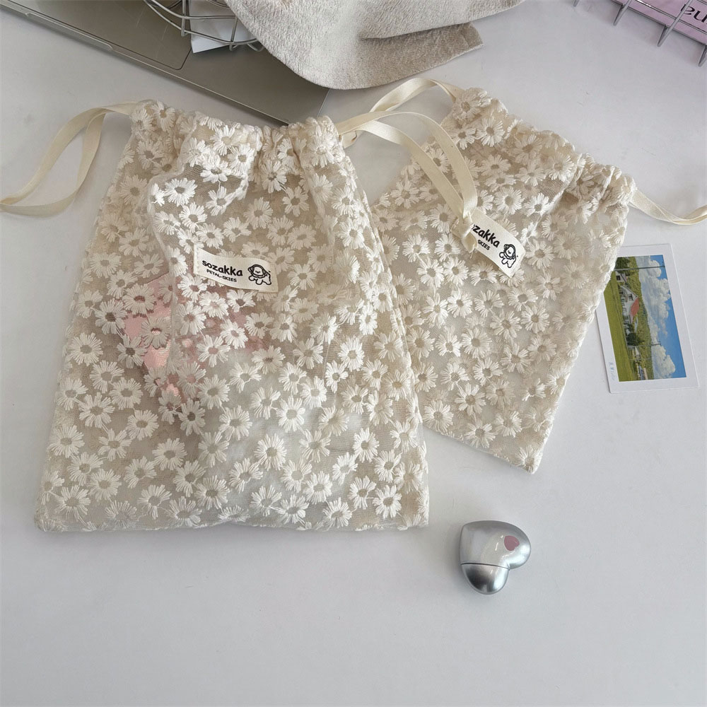 Borsa per il Trucco in Pizzo R - Cosmetic Bags recensione e prezzo